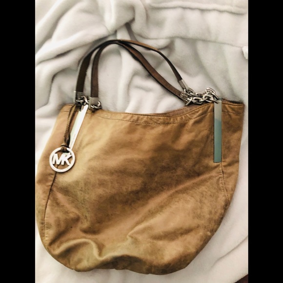 Michael Kors distressed leather hobo bag - Picture 8 of 8